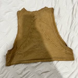 Lululemon crop tank